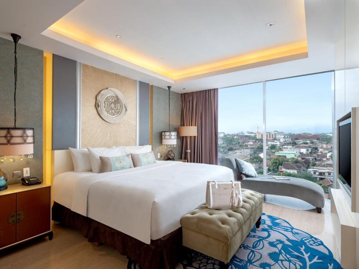 Artotel Suites Bianti Yogyakarta Exterior photo